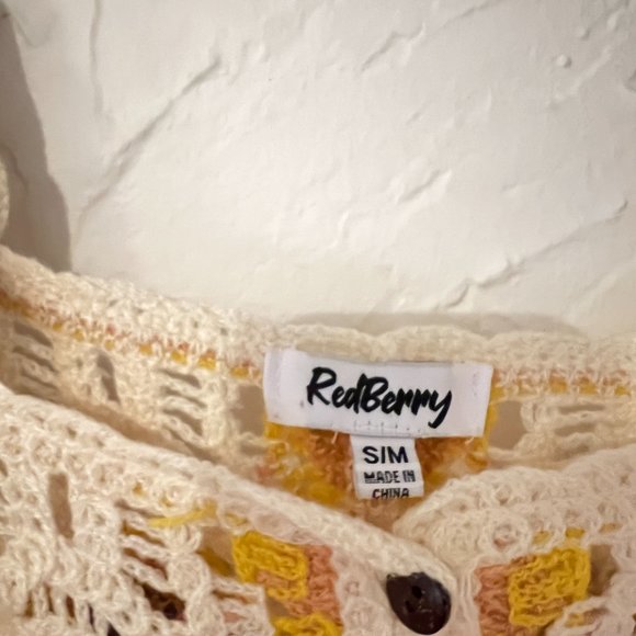 RedBerry Aussie Crochet Button-Up Top S/M - Picture 3 of 10